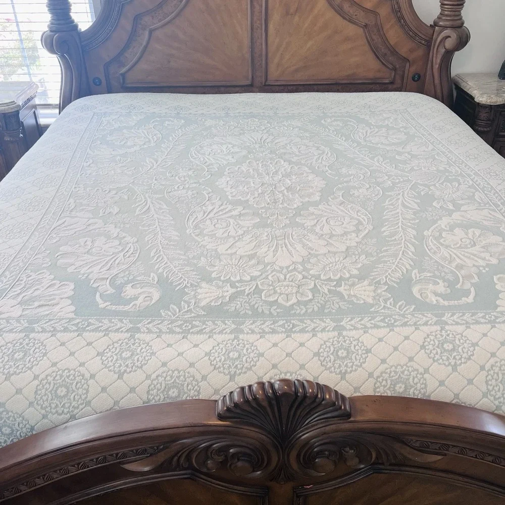 Vtg. Crown Crafts WOVEN BLUE WILLIAMSBURG Cotton FULL BEDSPREAD - 90